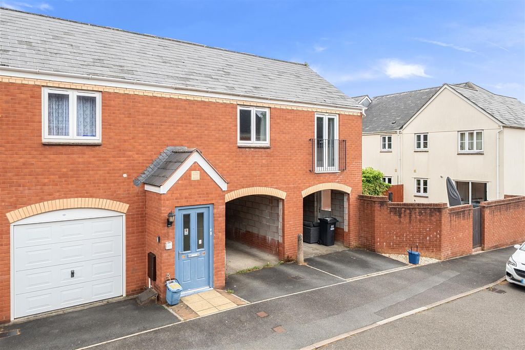 Property photo 1 of 12 1