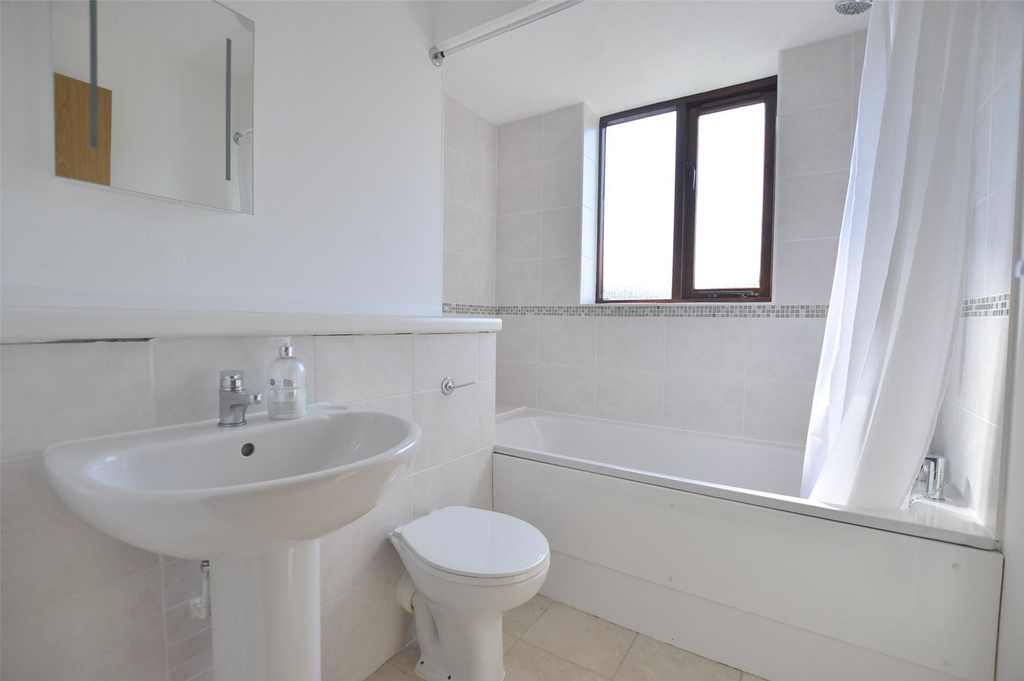 Property photo 3 of 6 Bathroom