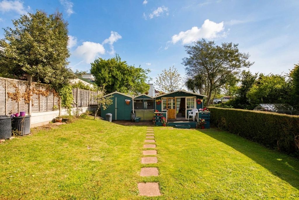 Property photo 3 of 15