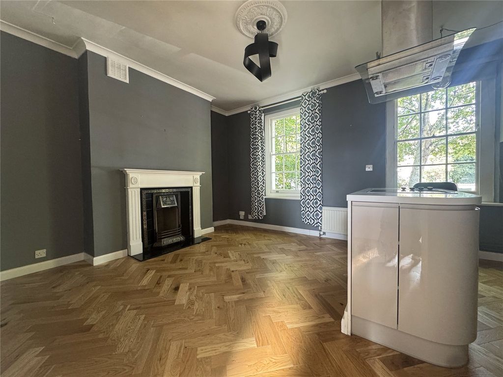 Property photo 3 of 15 Picture No. 20