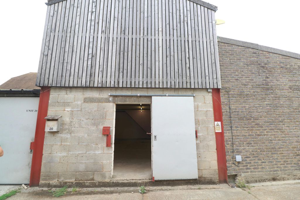 Property photo 1 of 2 External.Jpg