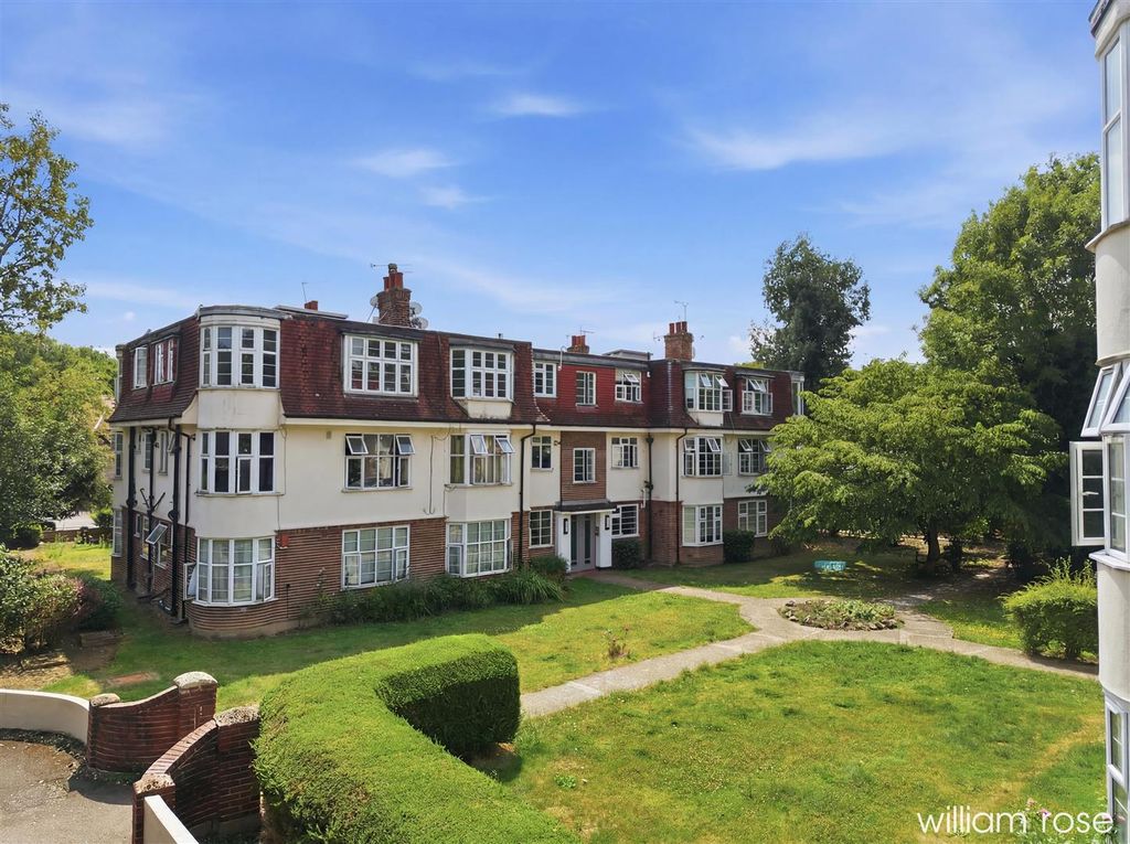Property photo 1 of 12 4_002_Dji_20260710192157_0143.Jpg