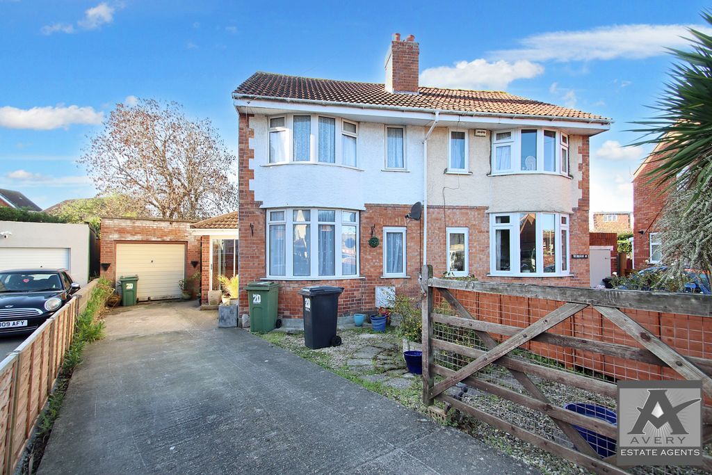 Property photo 1 of 13 3 Bed Semi-Detached House To Rent