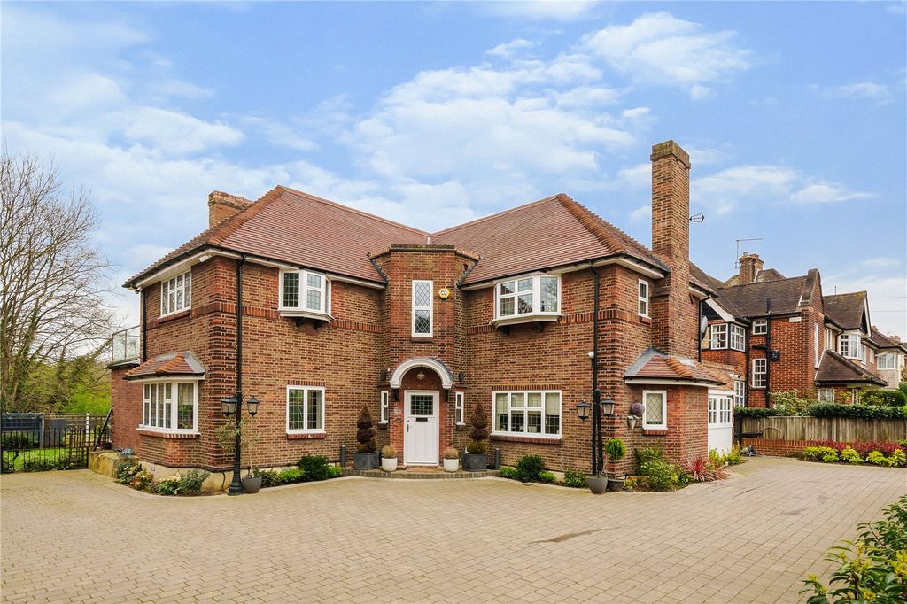 Property photo 1 of 22 Picture No. 09
