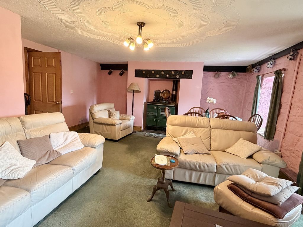 Property photo 2 of 14 Not Specified