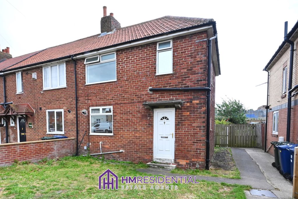 Property photo 1 of 8 Hadrian Road, Newcastle Upon Tyne, Tyne And Wear, Ne4 9Ql 3 Bedroom Semi Detached House To Let From 15/07/2026 £1095.00