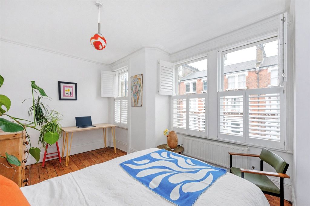 Property photo 3 of 13 Picture No. 34