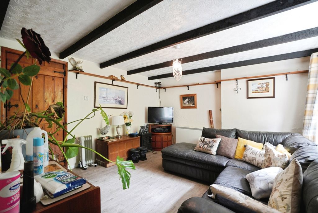 Property photo 2 of 25 Pbox-Img.Jpg