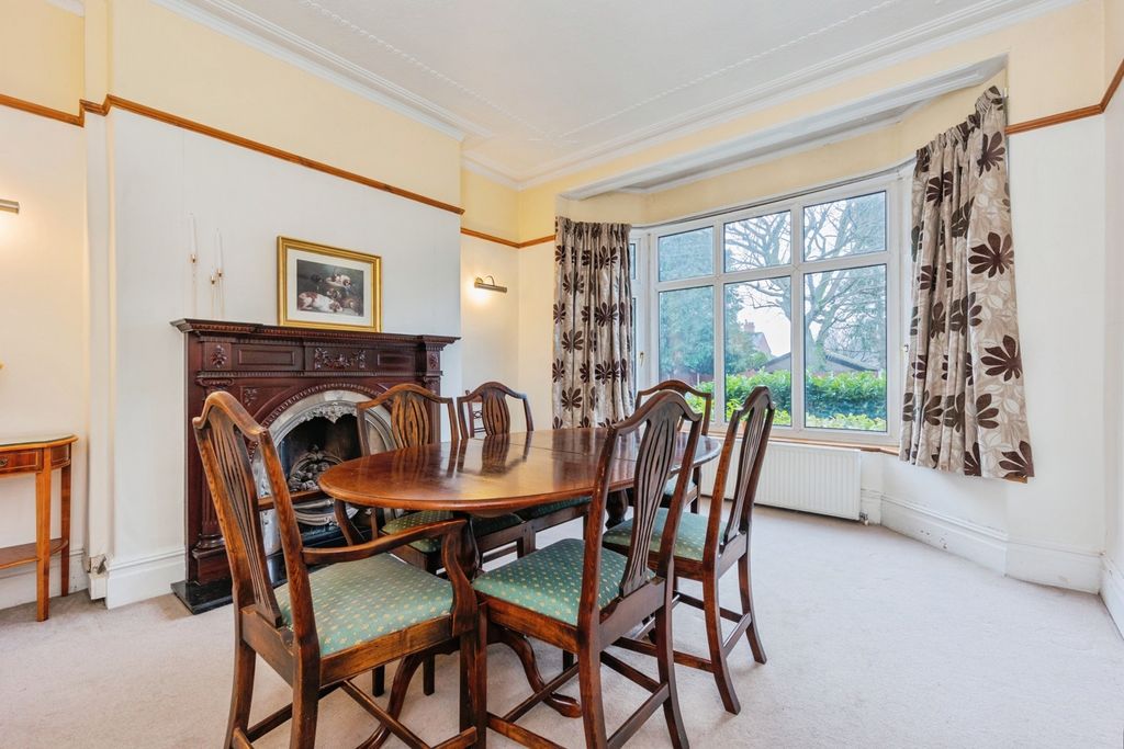 Property photo 3 of 23 Pbox-Img.Jpg