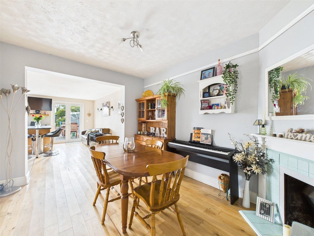 Property photo 3 of 20 Picture No. 13