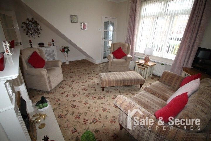 Property photo 3 of 12 Living Room (2)