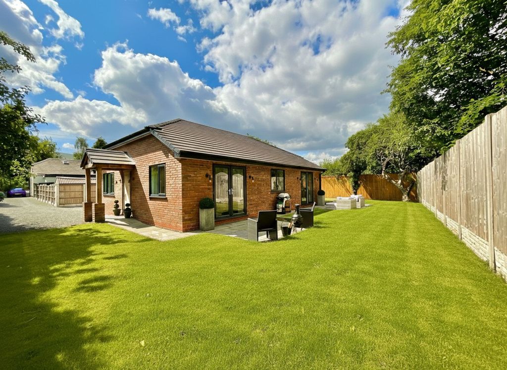 Property photo 1 of 31