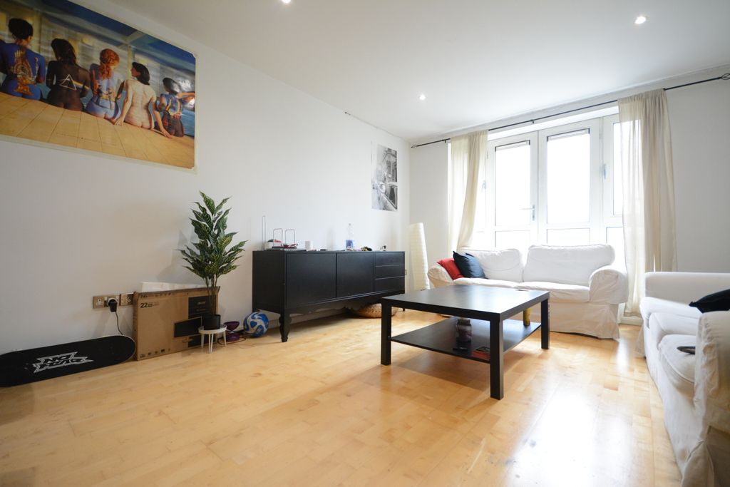 Property photo 1 of 7 Main