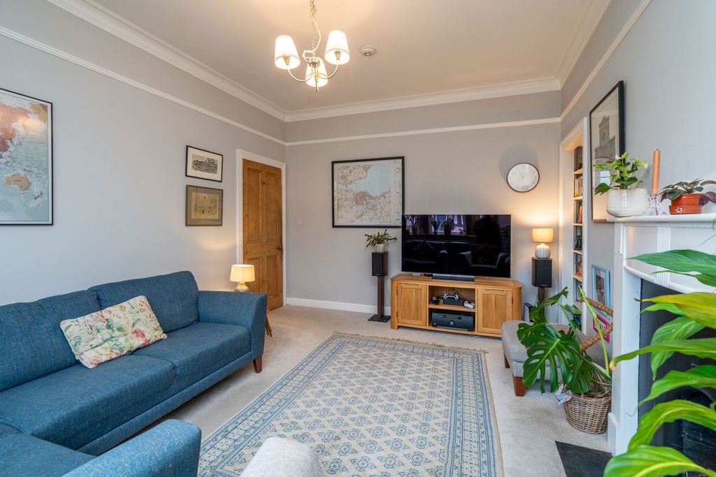 Property photo 3 of 25 Property Image 3