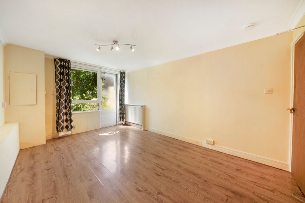Property photo 2 of 14 Picture No. 09