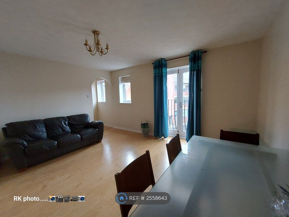 Property photo 3 of 16