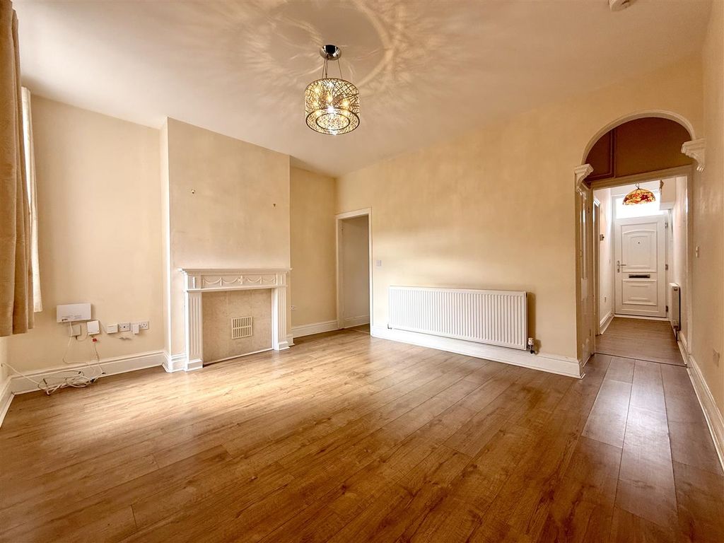 Property photo 3 of 16 3