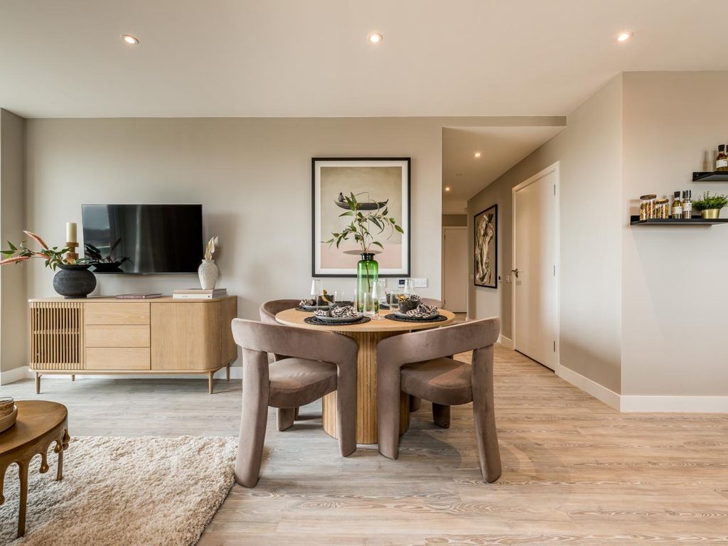 Property photo 1 of 8 The Empire, Apartment 896