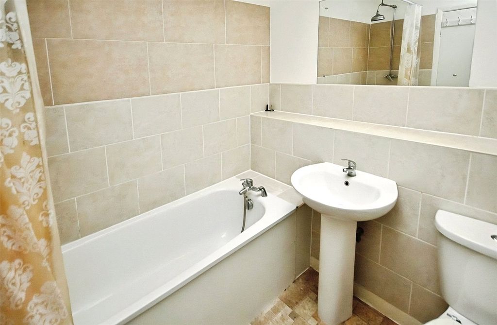 Property photo 2 of 5 Bathroom