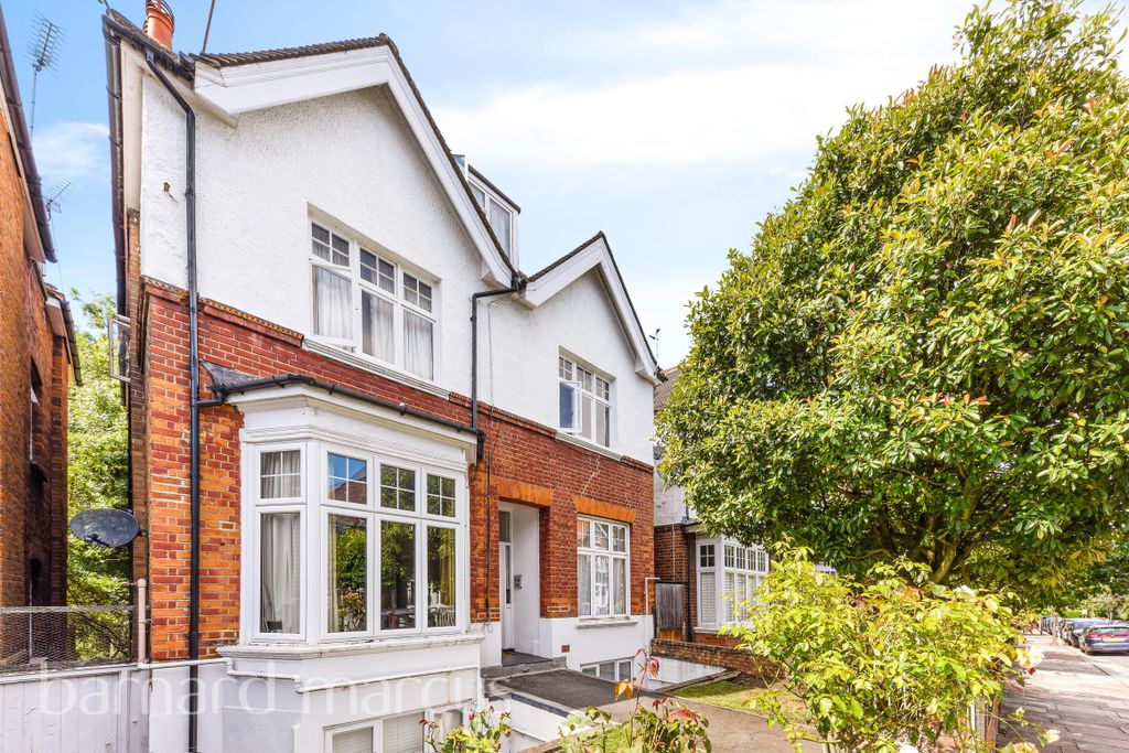 Property photo 1 of 9 Front