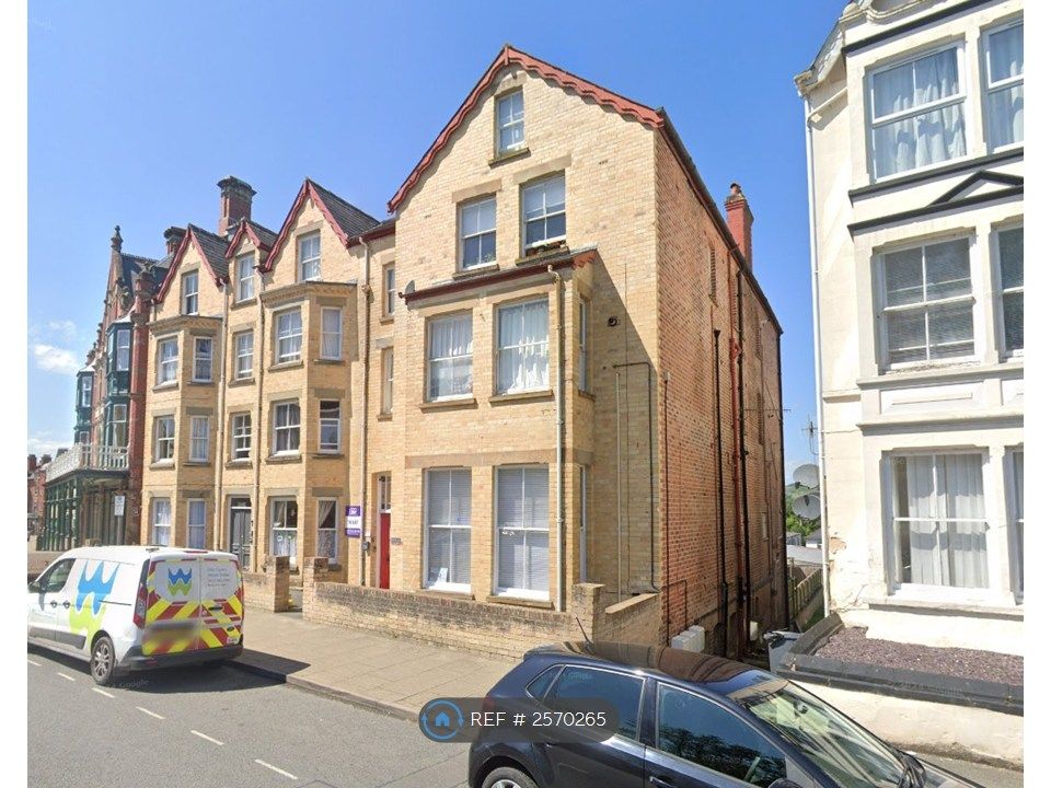 Property photo 1 of 8