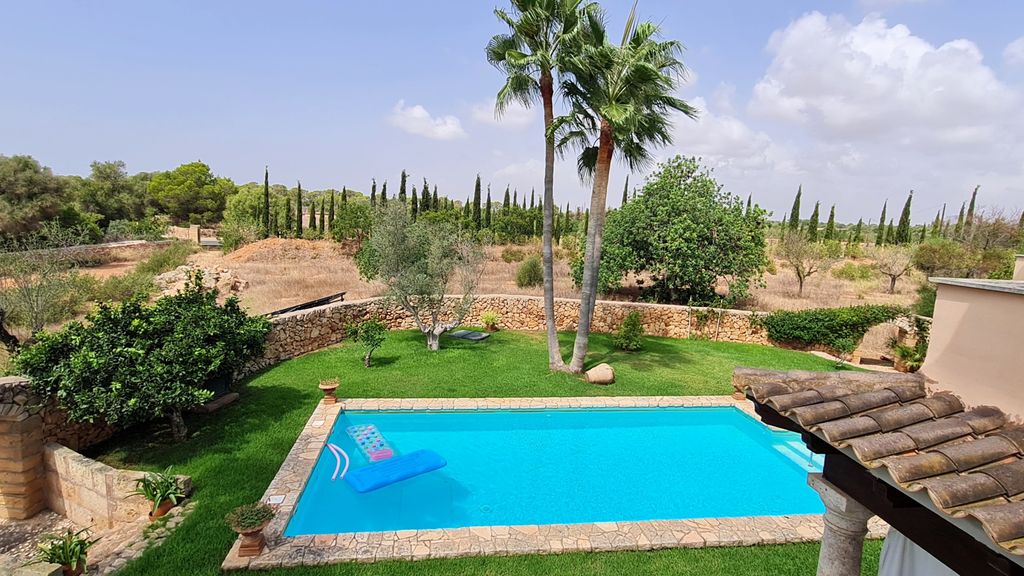 Property photo 3 of 34 04.Jpg