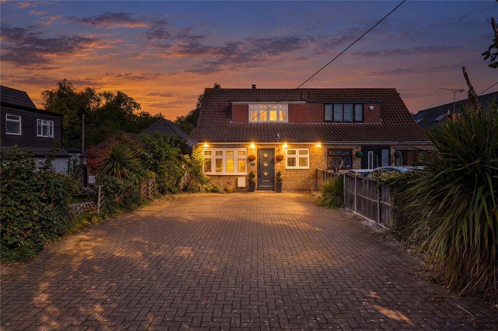 Property photo 1 of 17 Twilight Edit