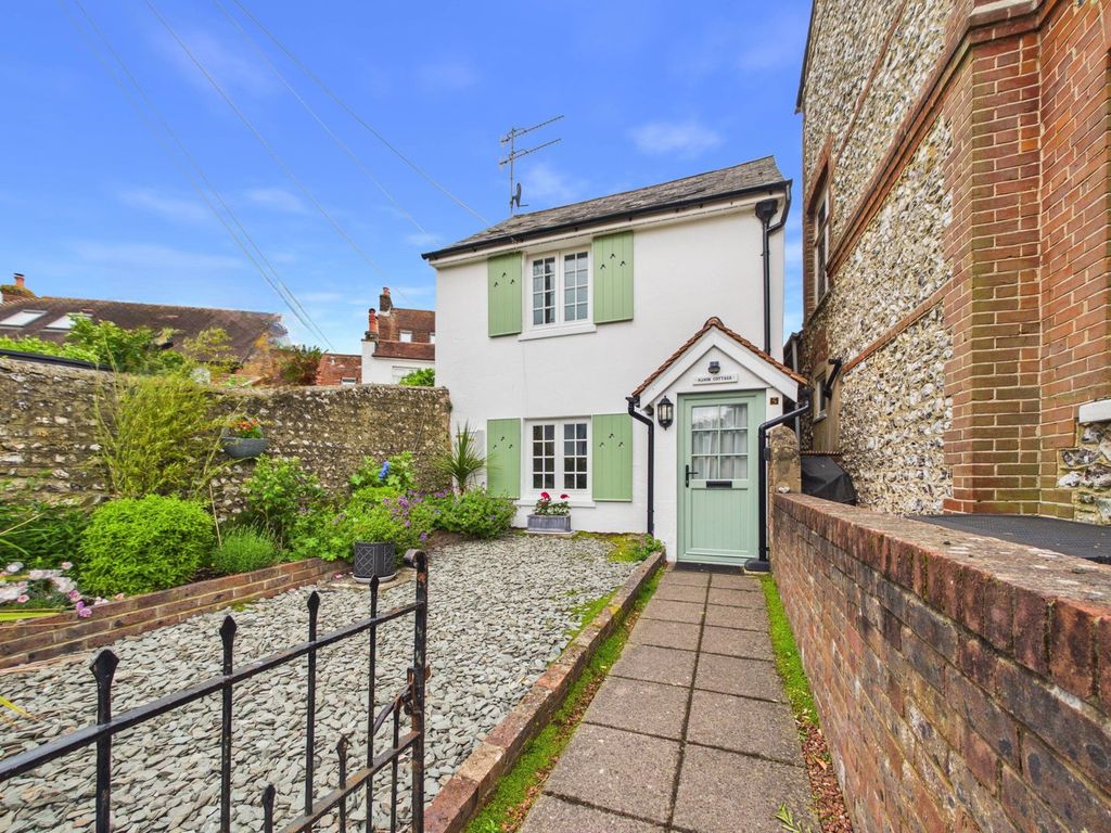 Property photo 1 of 18