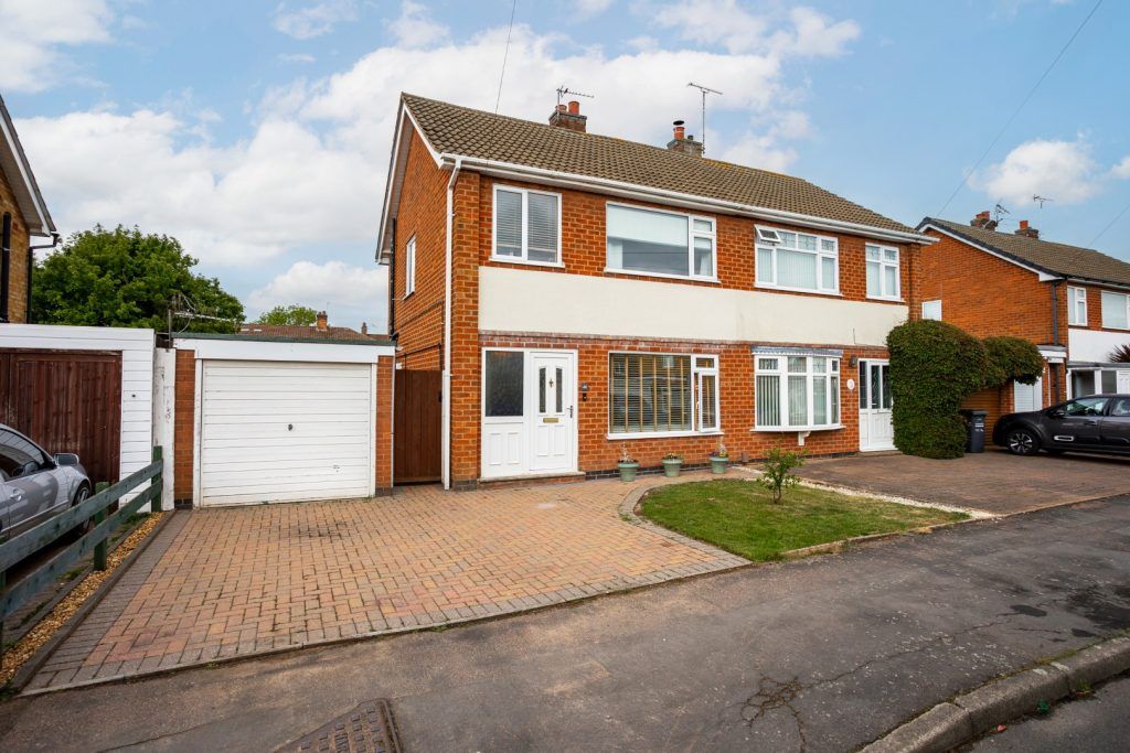 Property photo 1 of 24