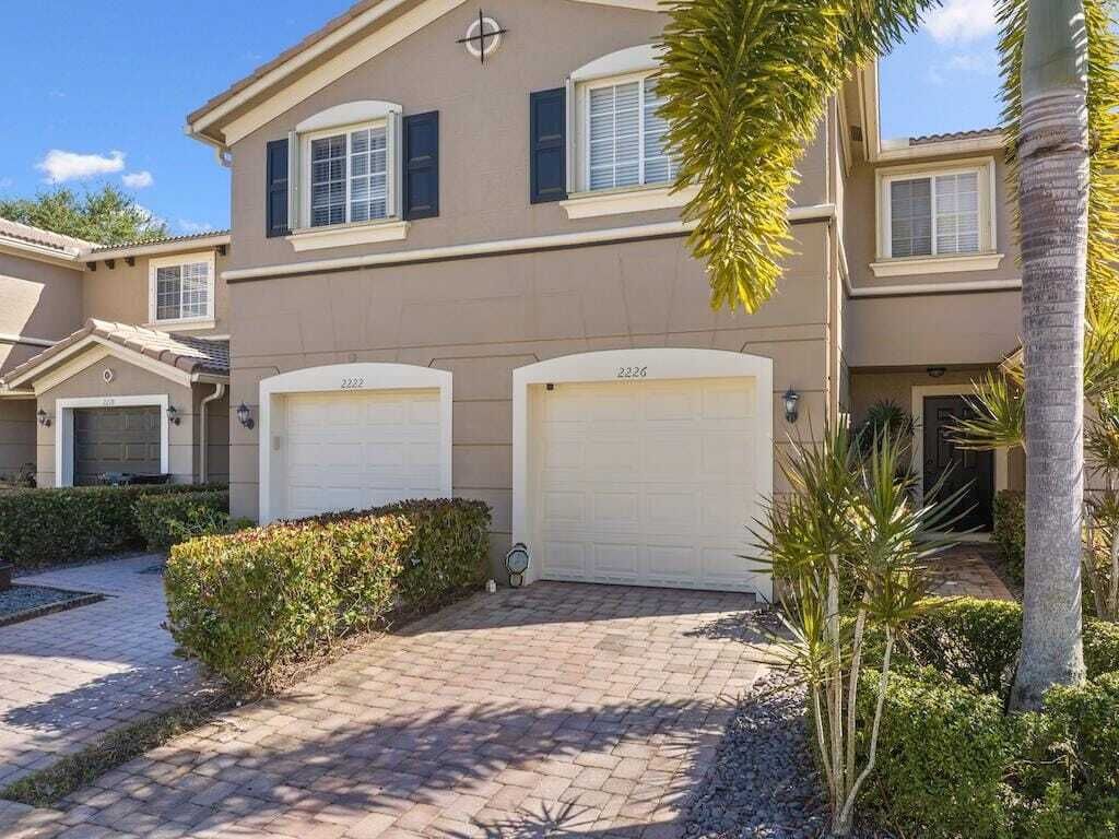 Property photo 1 of 31