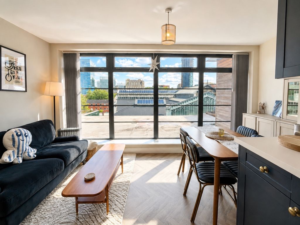 Property photo 1 of 12 9E905760-748d-4430-Bebc-90083c881A18