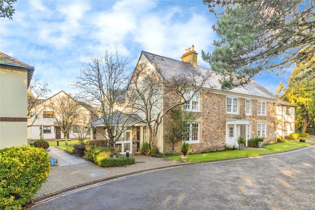 Property photo 1 of 11 General View