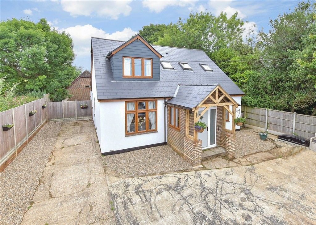Property photo 1 of 19 External