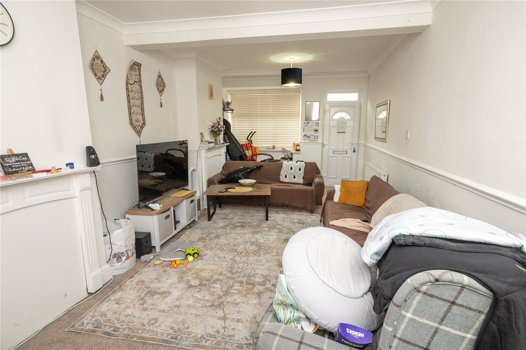 Property photo 2 of 11 Picture No. 08