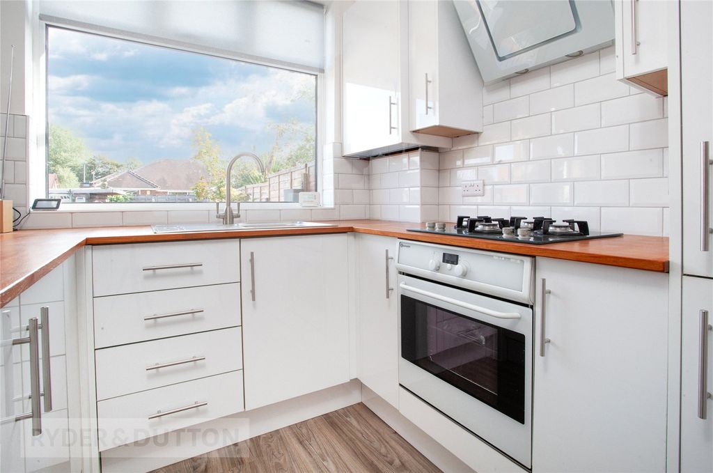 Property photo 3 of 19 Kitchen Diner