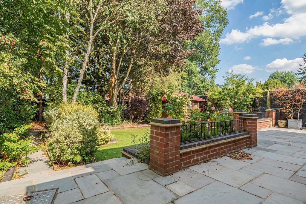 Property photo 2 of 13