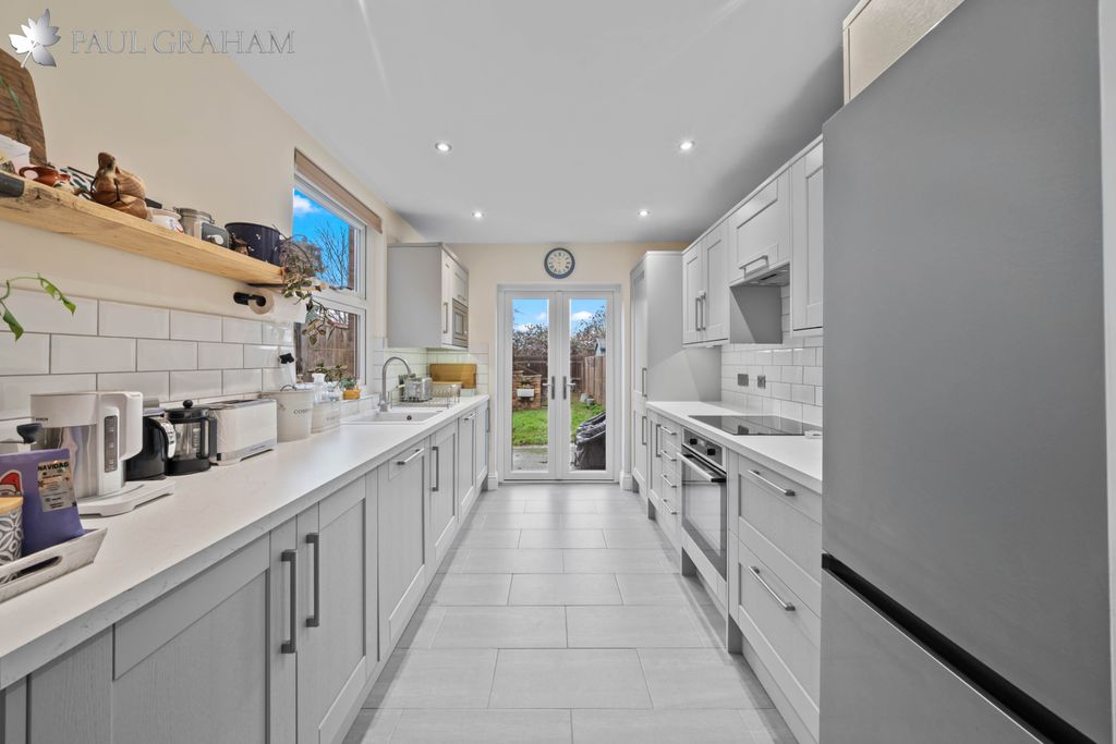 Property photo 3 of 15 Dsc03392