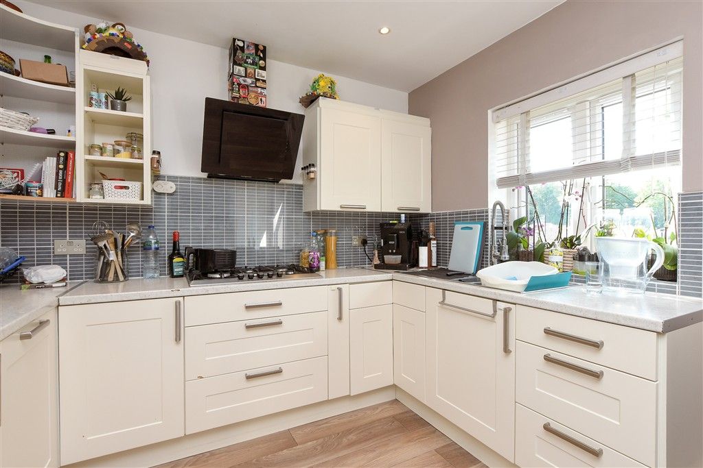 Property photo 2 of 9 Kitchen/Diner