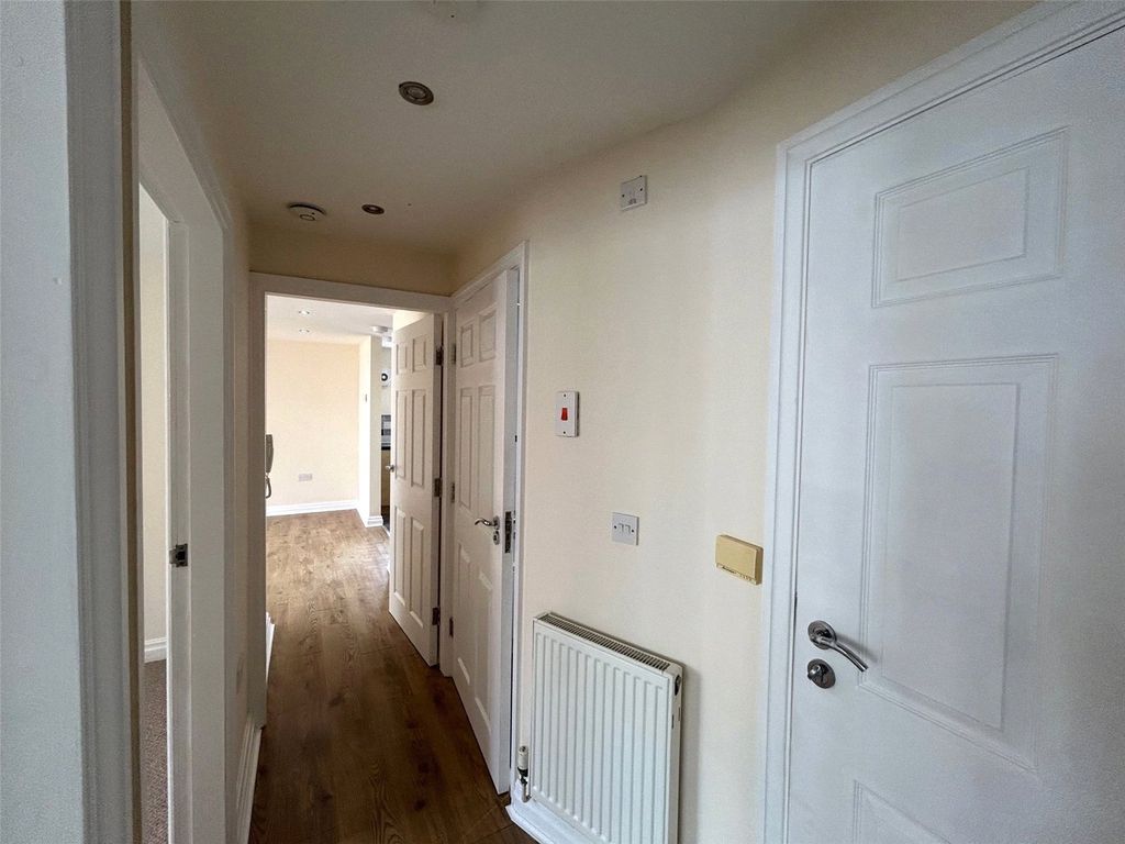 Property photo 2 of 7 Picture No. 06