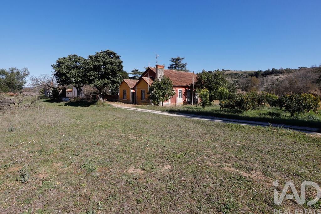 Property photo 3 of 40