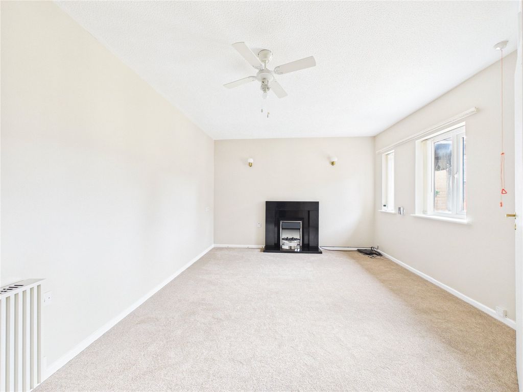 Property photo 2 of 14 Picture No. 07