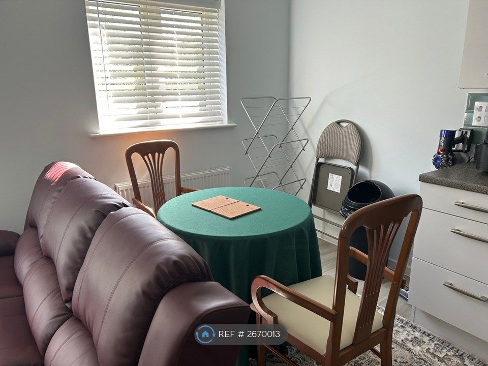 Property photo 2 of 6