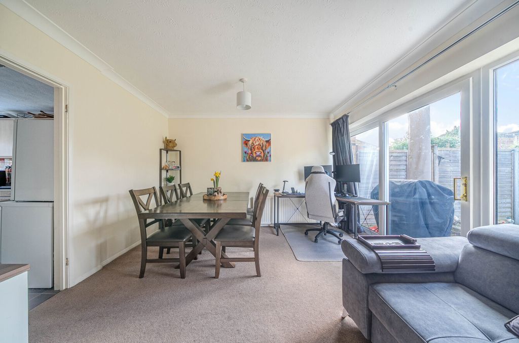 Property photo 3 of 22 1423136-10-69B13E...