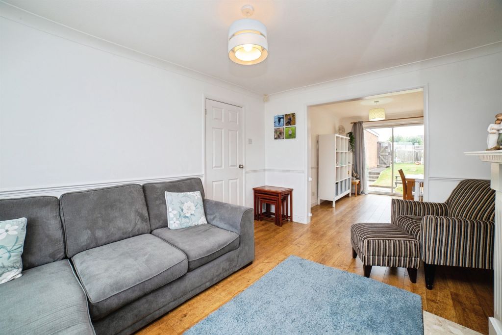 Property photo 2 of 17