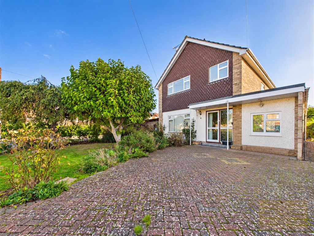 Property photo 1 of 18