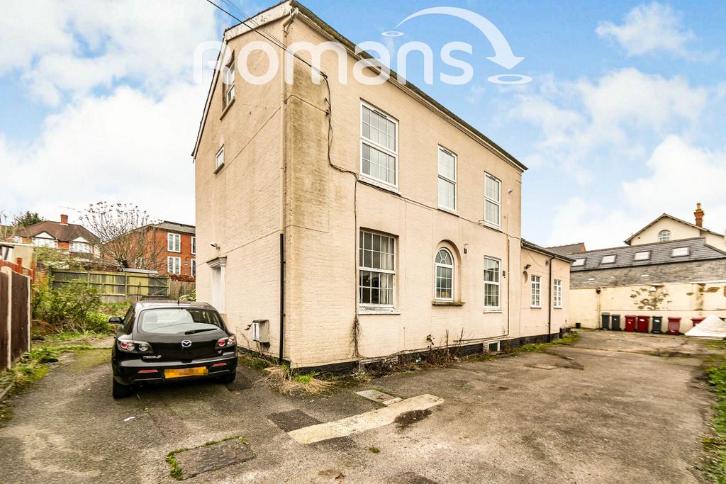 Property photo 1 of 9 Property Image