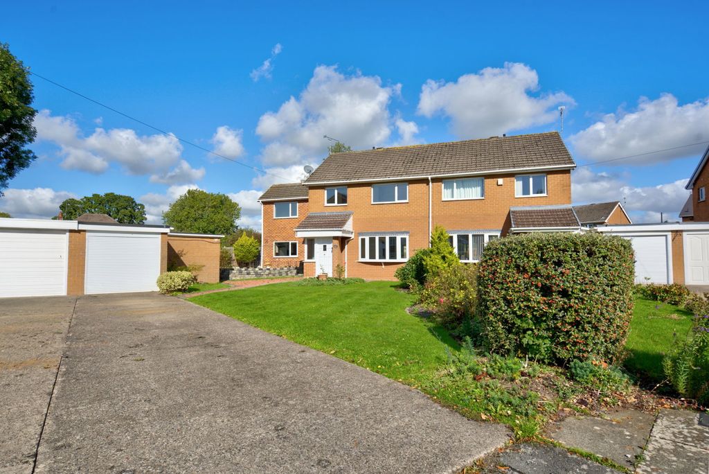Property photo 1 of 34