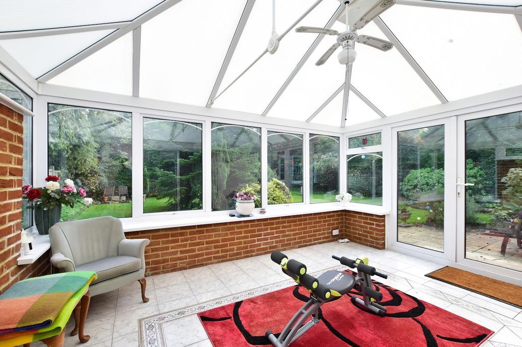 Property photo 3 of 10