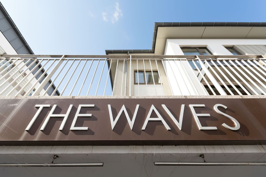 Property photo 2 of 29