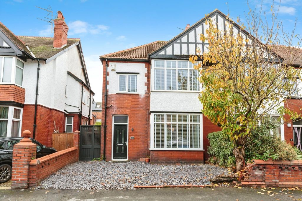 Property photo 1 of 25 External Front